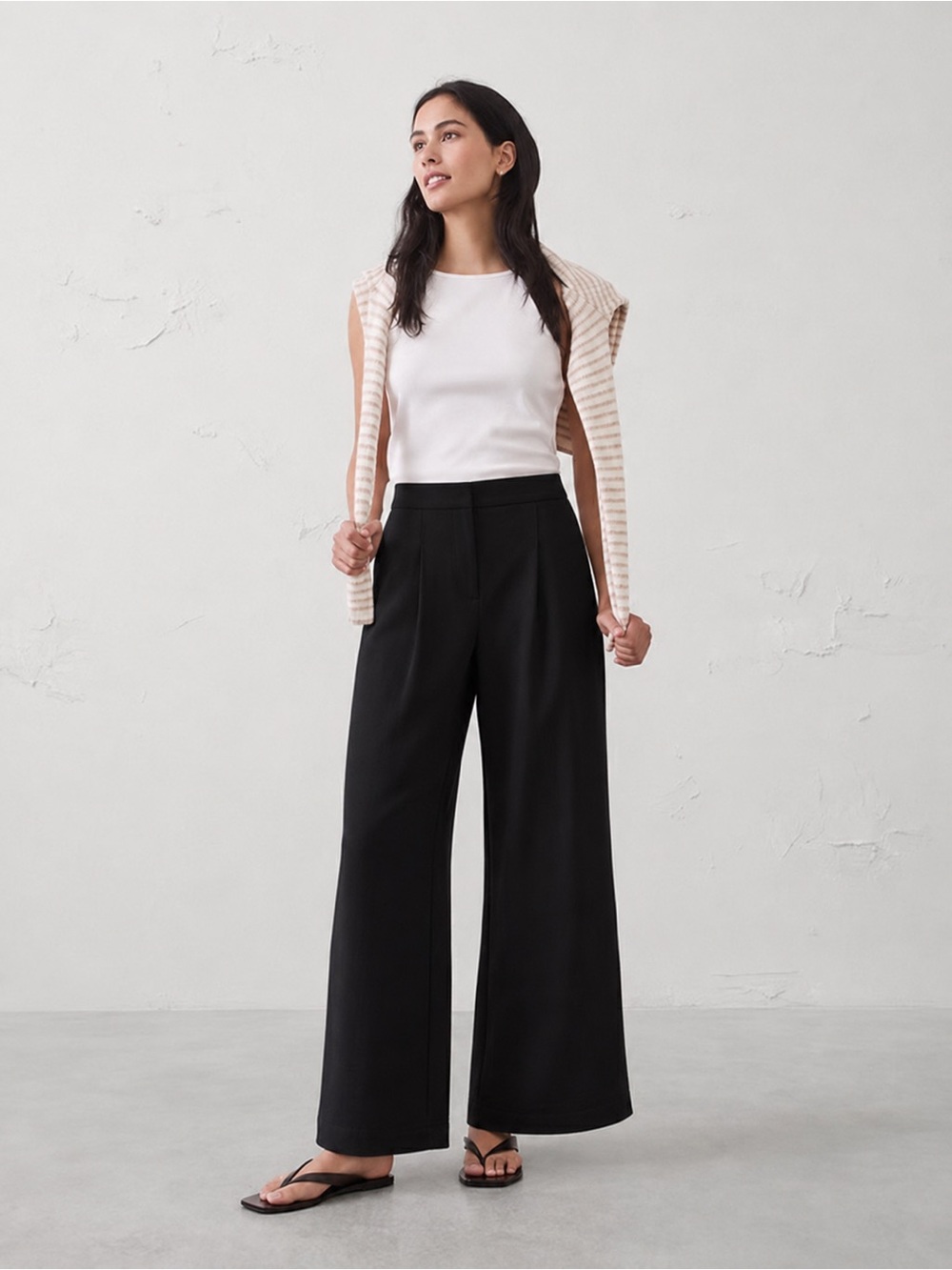 BANANA REPUBLIC BLACK WIDE-LEG HIGH-RISE PLEATED PULL-ON PANT